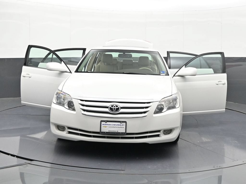 2005 Toyota Avalon XL