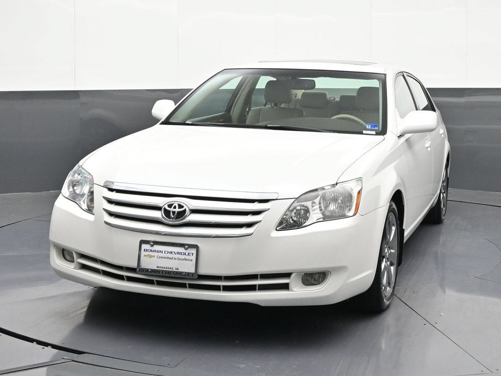 2005 Toyota Avalon XL