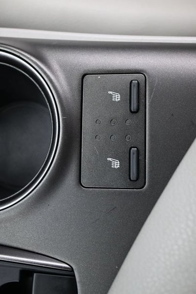 2021 Toyota Camry SE AWD