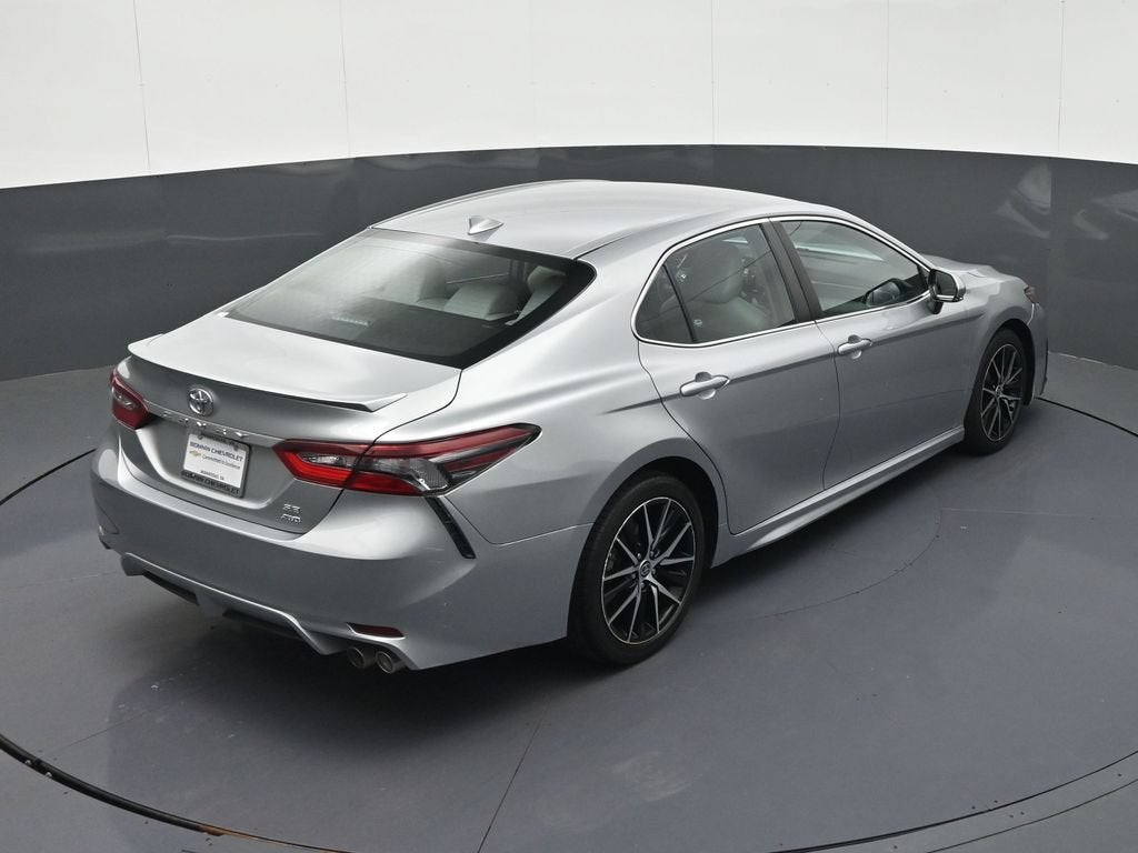 2021 Toyota Camry SE AWD