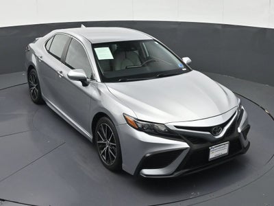 2021 Toyota Camry SE AWD