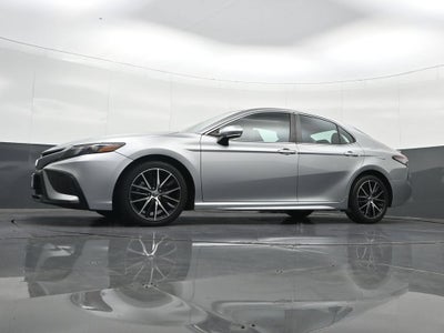 2021 Toyota Camry SE AWD