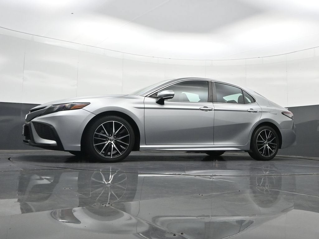 2021 Toyota Camry SE AWD