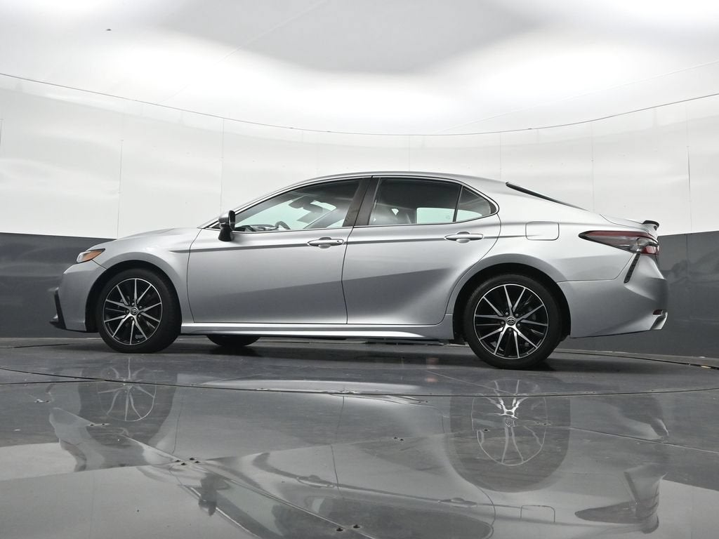 2021 Toyota Camry SE AWD