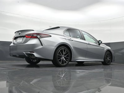 2021 Toyota Camry SE AWD