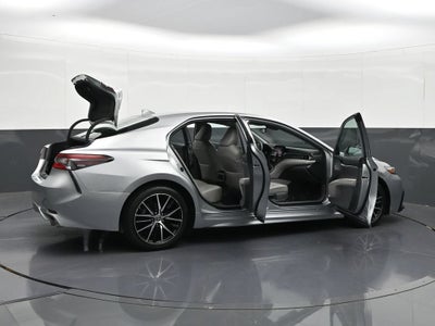 2021 Toyota Camry SE AWD