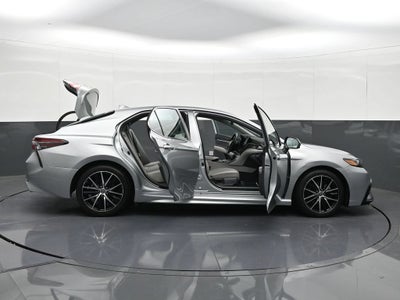 2021 Toyota Camry SE AWD