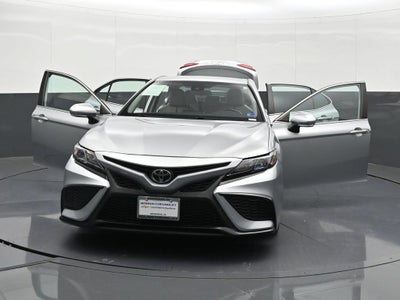 2021 Toyota Camry SE AWD
