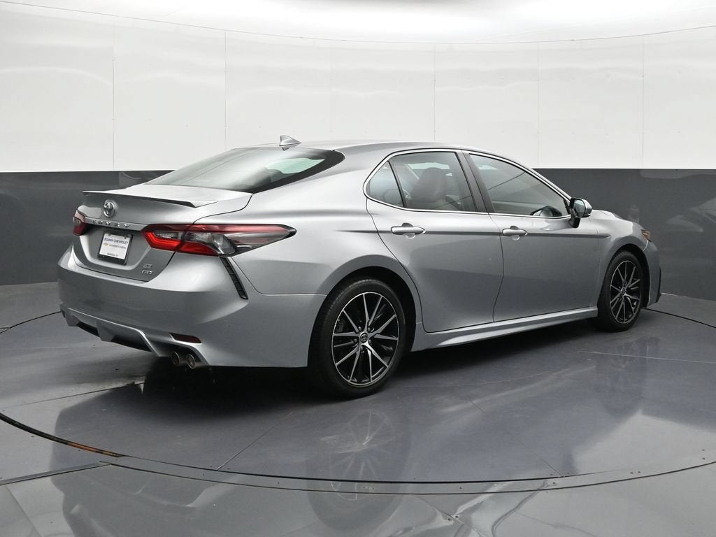 2021 Toyota Camry SE AWD