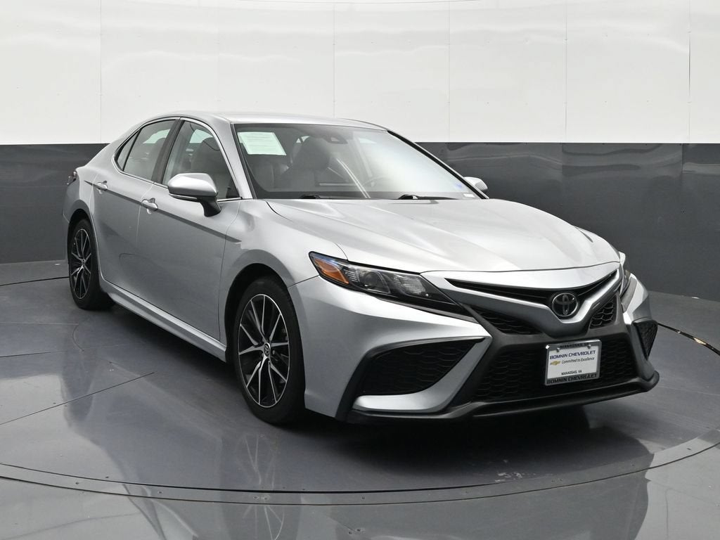 2021 Toyota Camry SE AWD