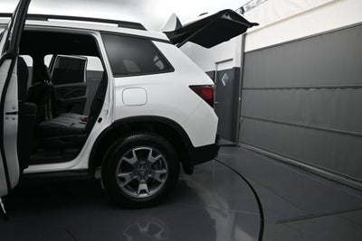 2022 Honda Passport AWD TrailSport