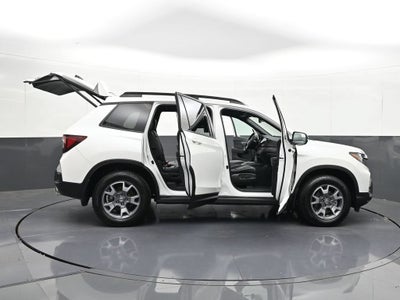 2022 Honda Passport AWD TrailSport