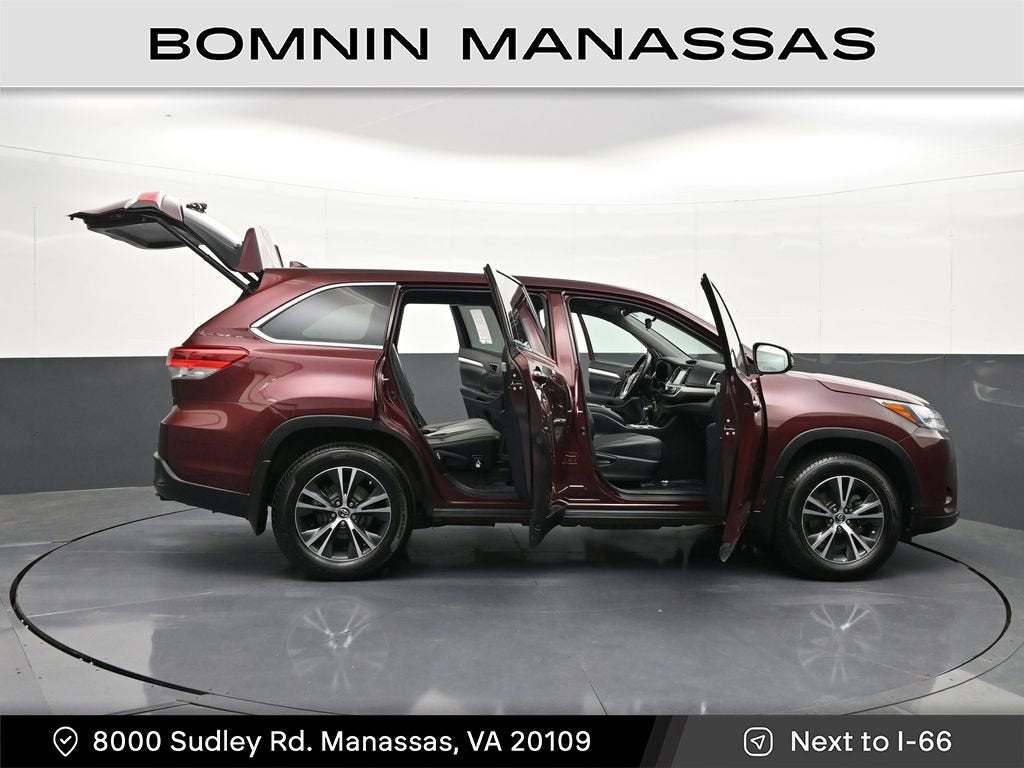 2019 Toyota Highlander LE