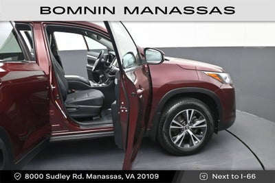 2019 Toyota Highlander LE