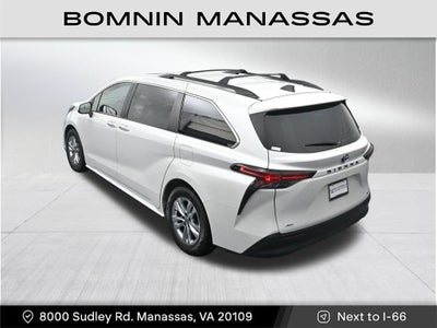 2022 Toyota Sienna XLE