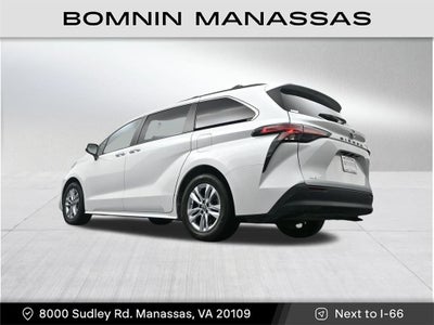 2022 Toyota Sienna XLE