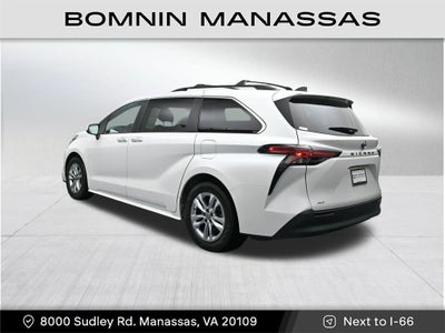 2022 Toyota Sienna XLE