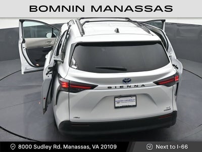 2022 Toyota Sienna XLE