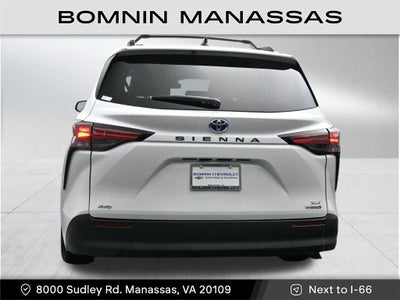 2022 Toyota Sienna XLE