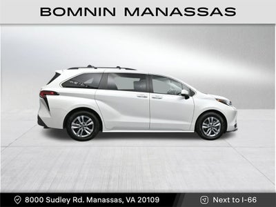 2022 Toyota Sienna XLE