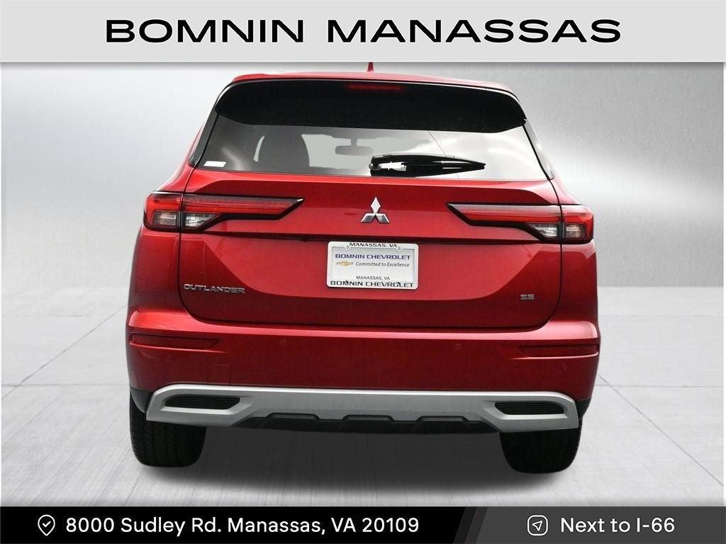 2022 Mitsubishi Outlander SE