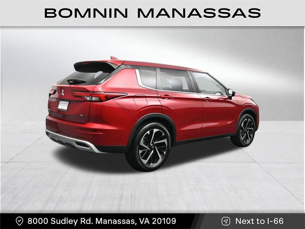 2022 Mitsubishi Outlander SE
