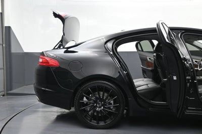 2011 Jaguar XF Premium