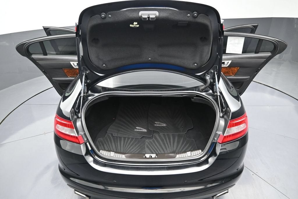 2011 Jaguar XF Premium