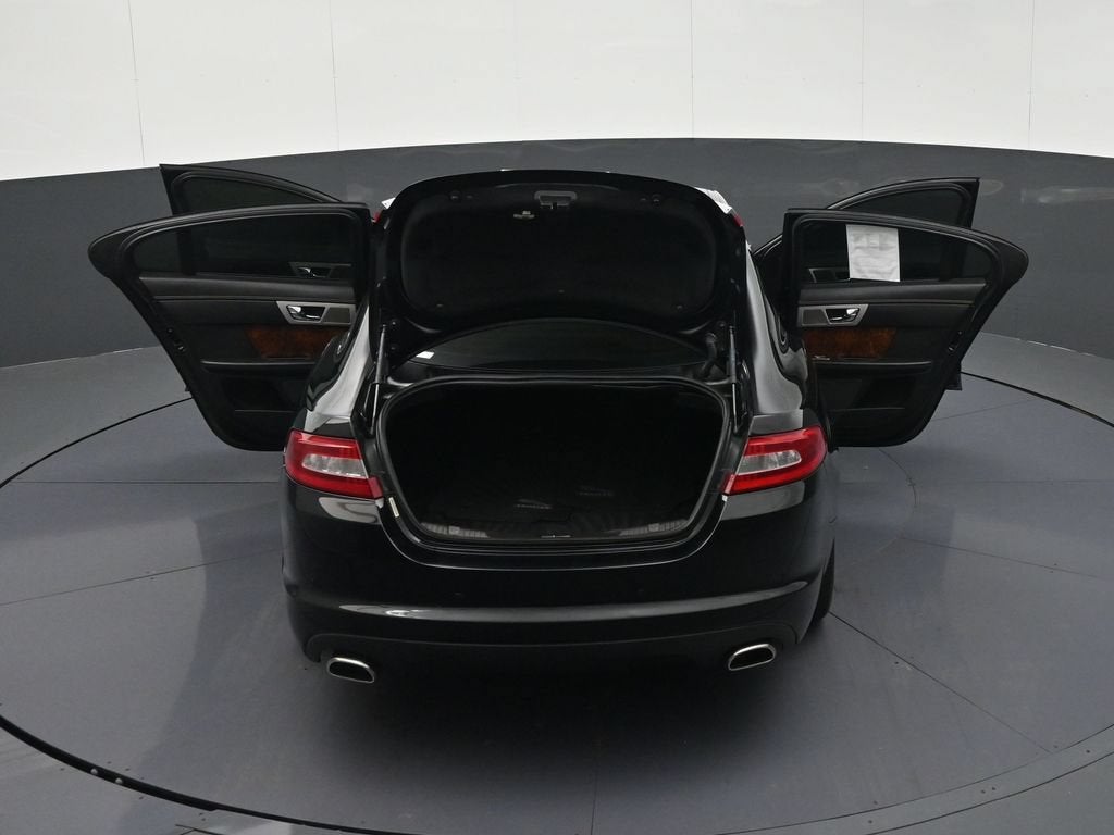 2011 Jaguar XF Premium