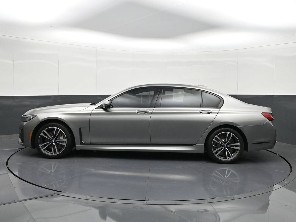 2022 BMW 750 i xDrive