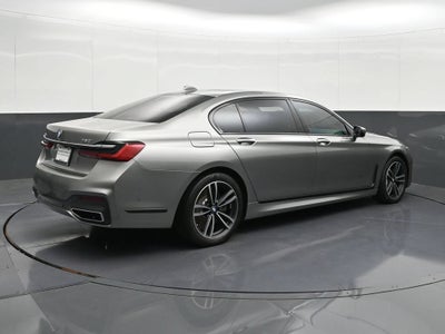 2022 BMW 750 i xDrive