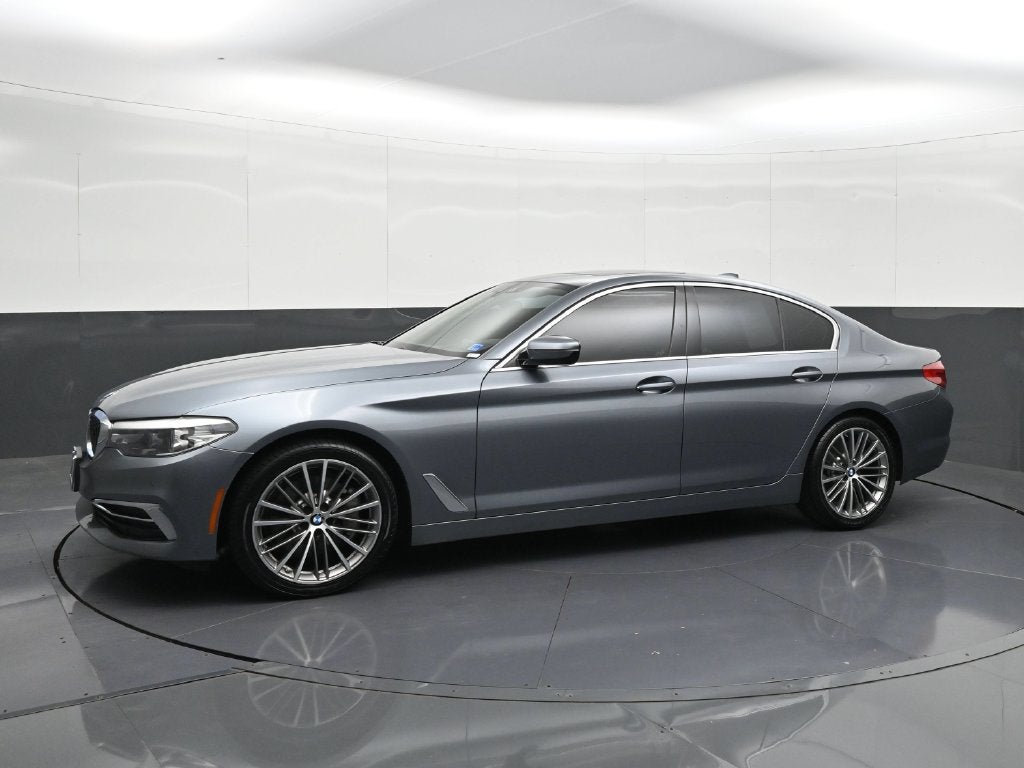 2019 BMW 5 Series 530i