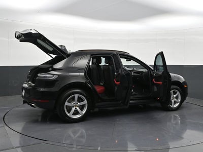 2019 Porsche Macan 4DR SUV AWD
