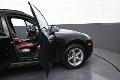 2019 Porsche Macan 4DR SUV AWD