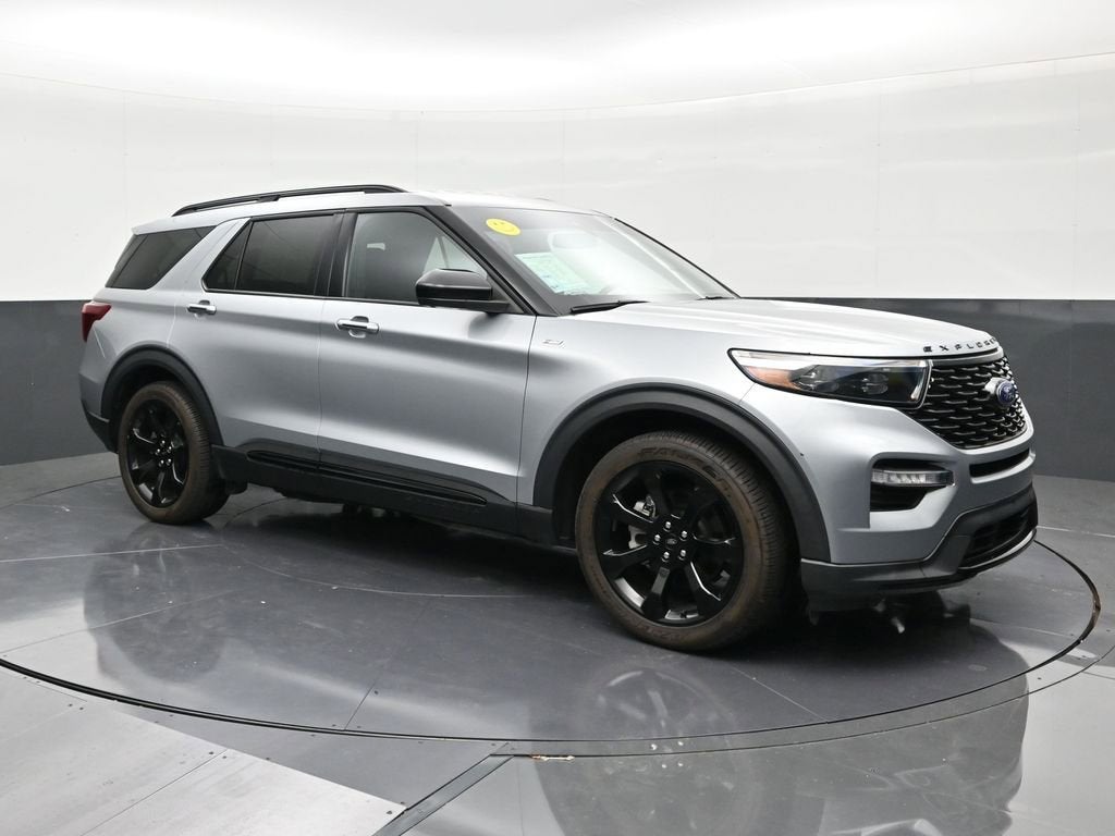 2023 Ford Explorer ST-Line