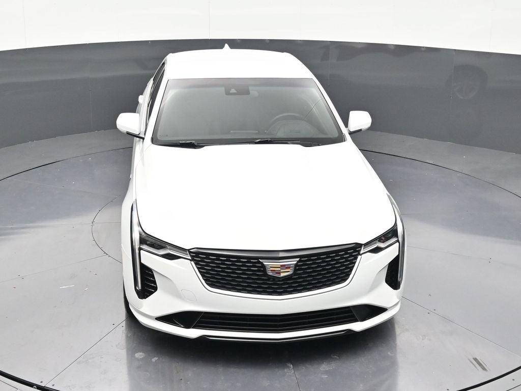 2023 Cadillac CT4 Luxury