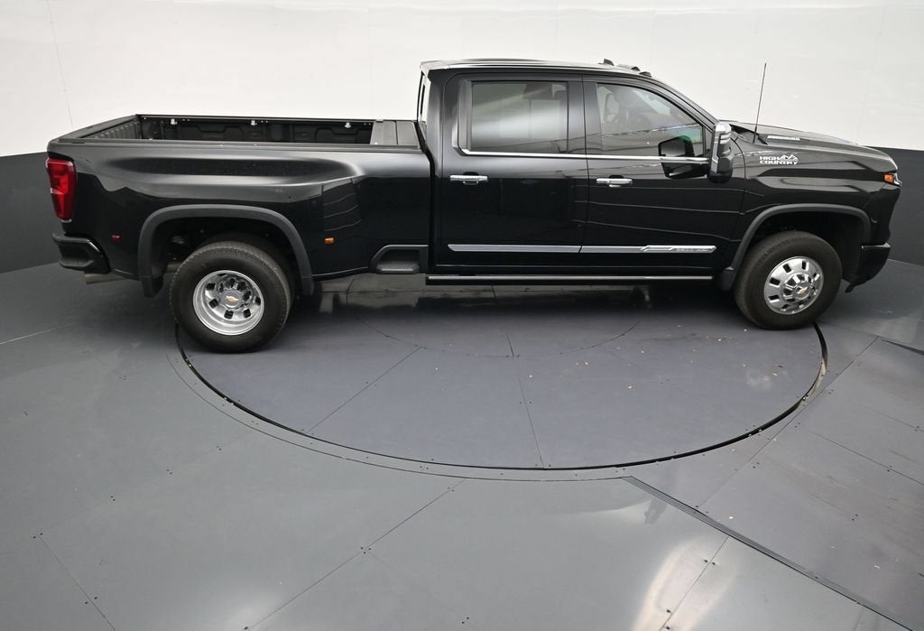 2025 Chevrolet Silverado 3500 HD High Country DRW