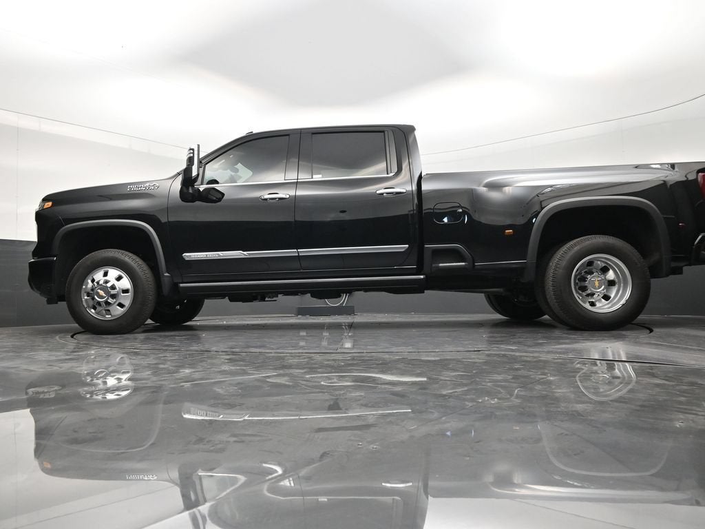 2025 Chevrolet Silverado 3500 HD High Country DRW