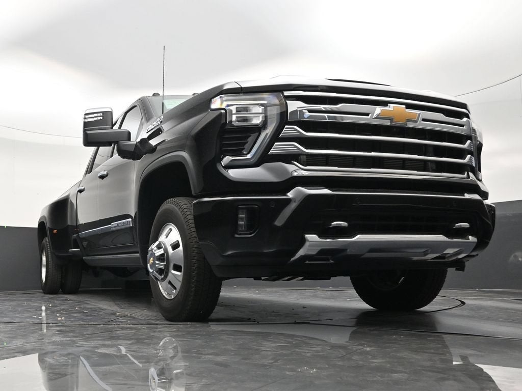 2025 Chevrolet Silverado 3500 HD High Country DRW