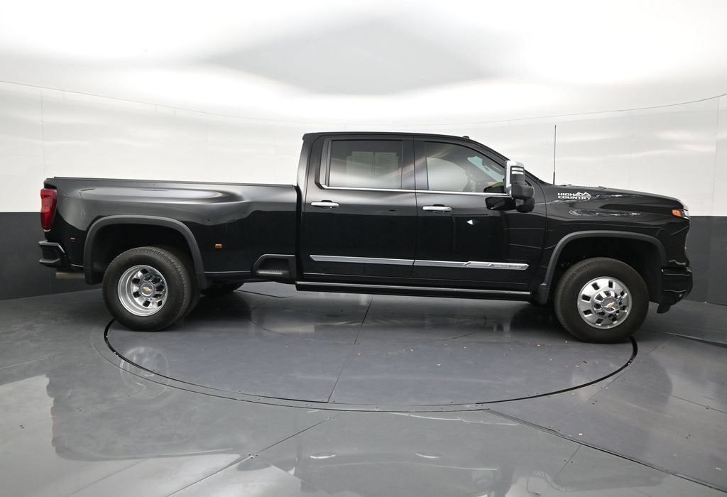 2025 Chevrolet Silverado 3500 HD High Country DRW