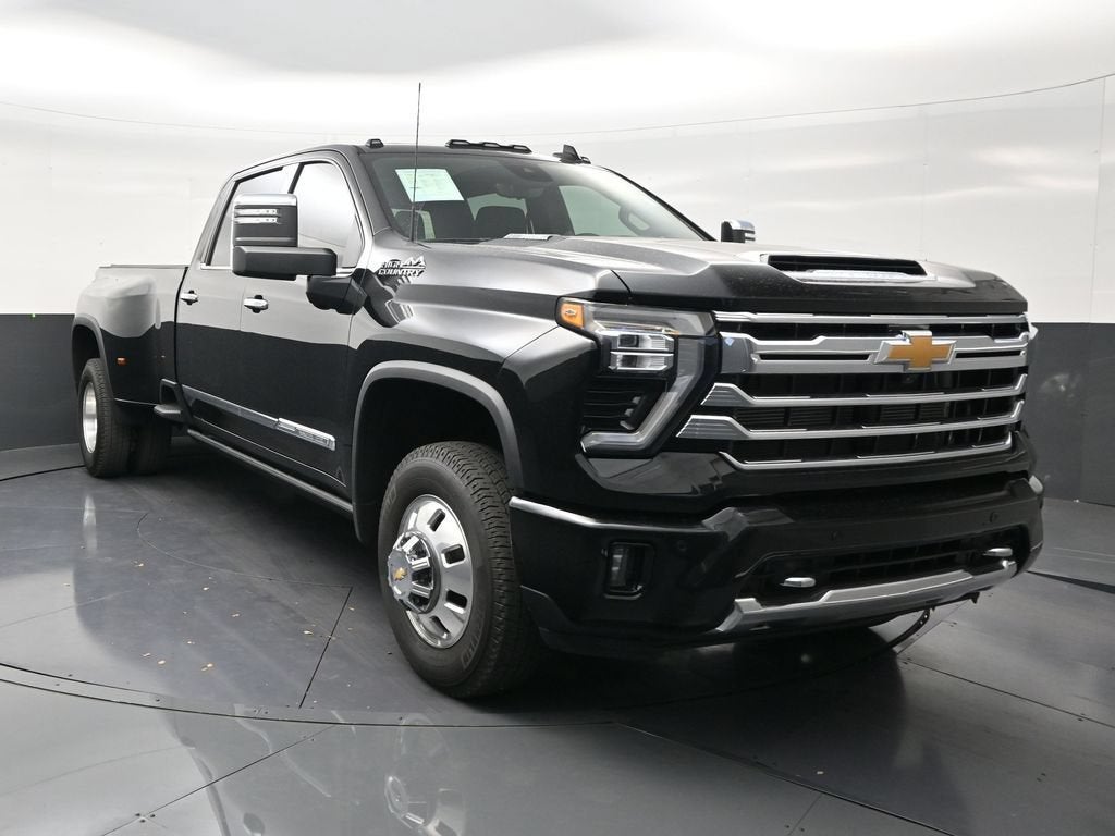 2025 Chevrolet Silverado 3500 HD High Country DRW