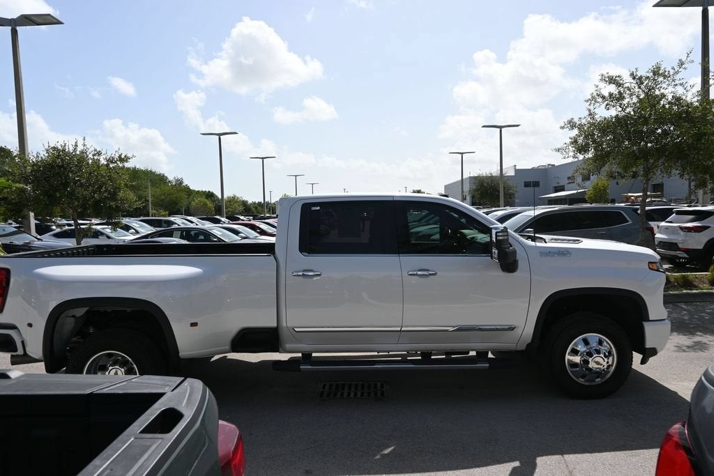 2025 Chevrolet Silverado 3500 HD High Country DRW