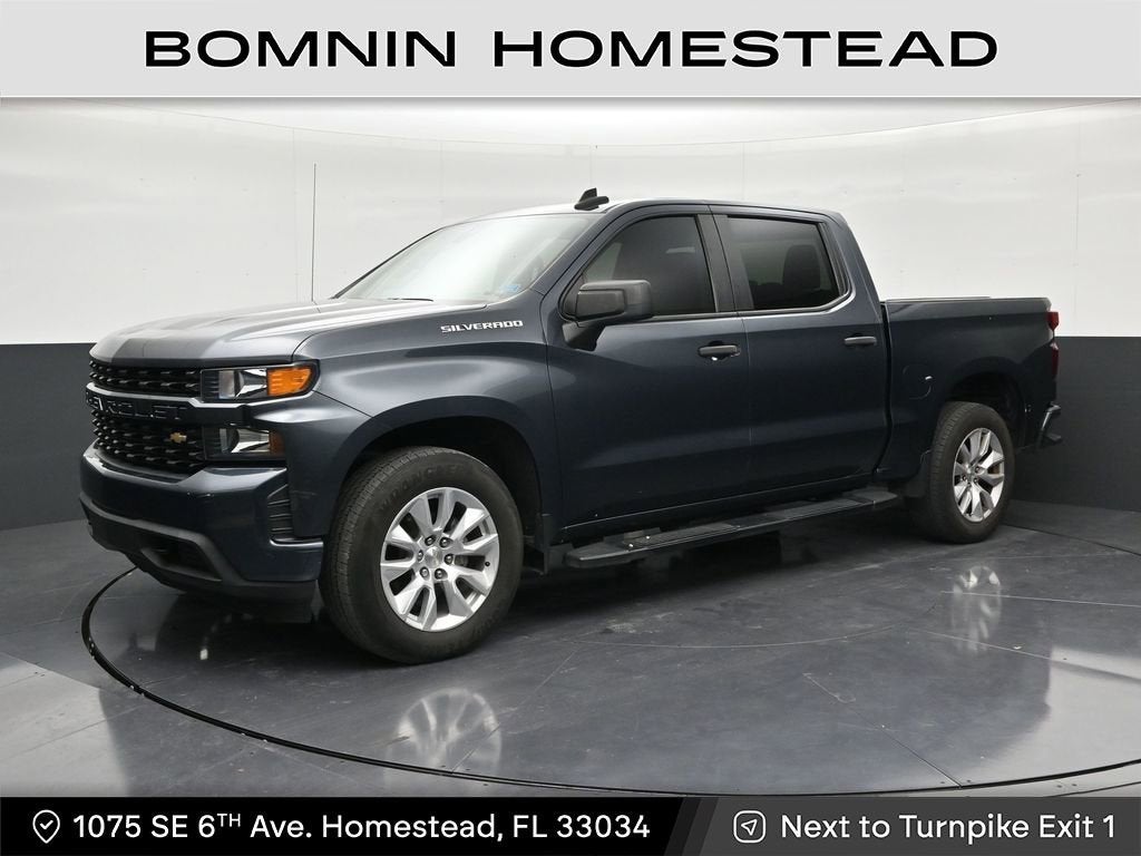 2022 Chevrolet Silverado 1500 Custom Crew Cab Short Box's photo