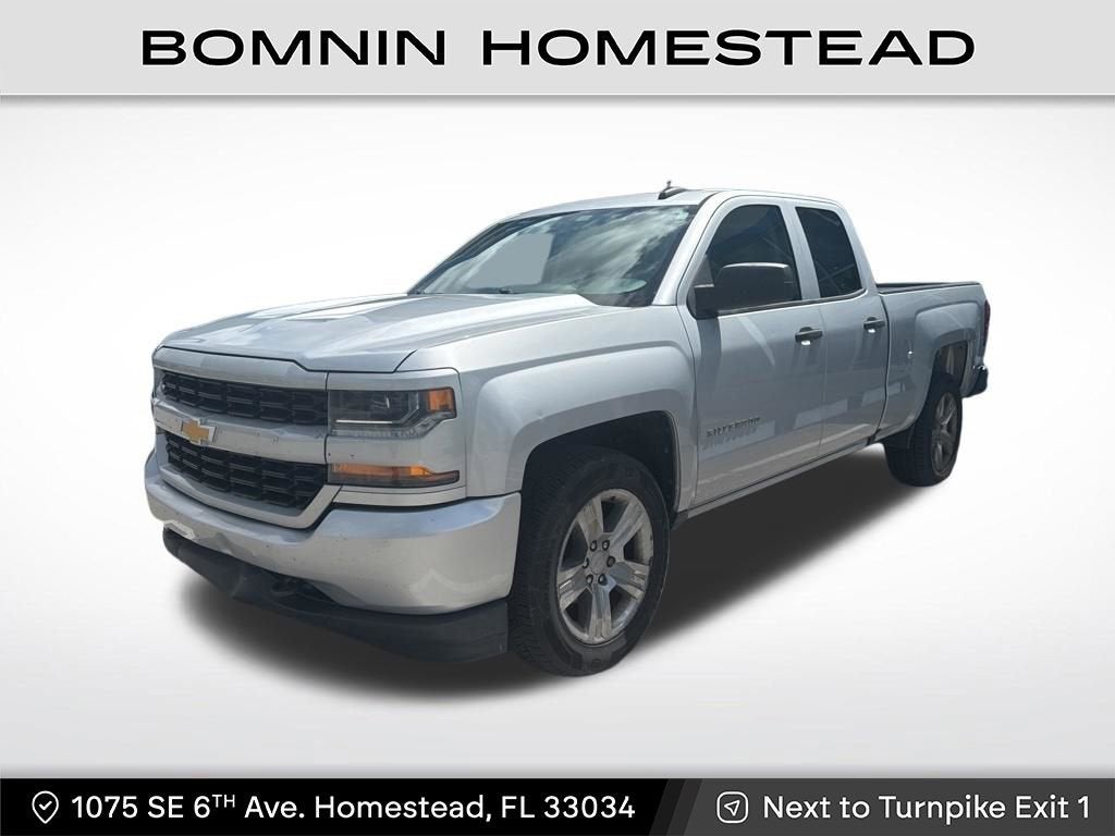 2018 Chevrolet Silverado 1500 Custom Double Cab Std Box's photo