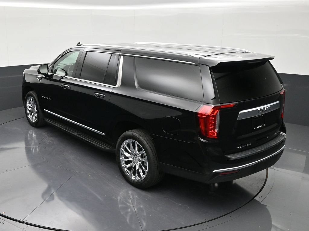 2022 GMC Yukon XL SLT