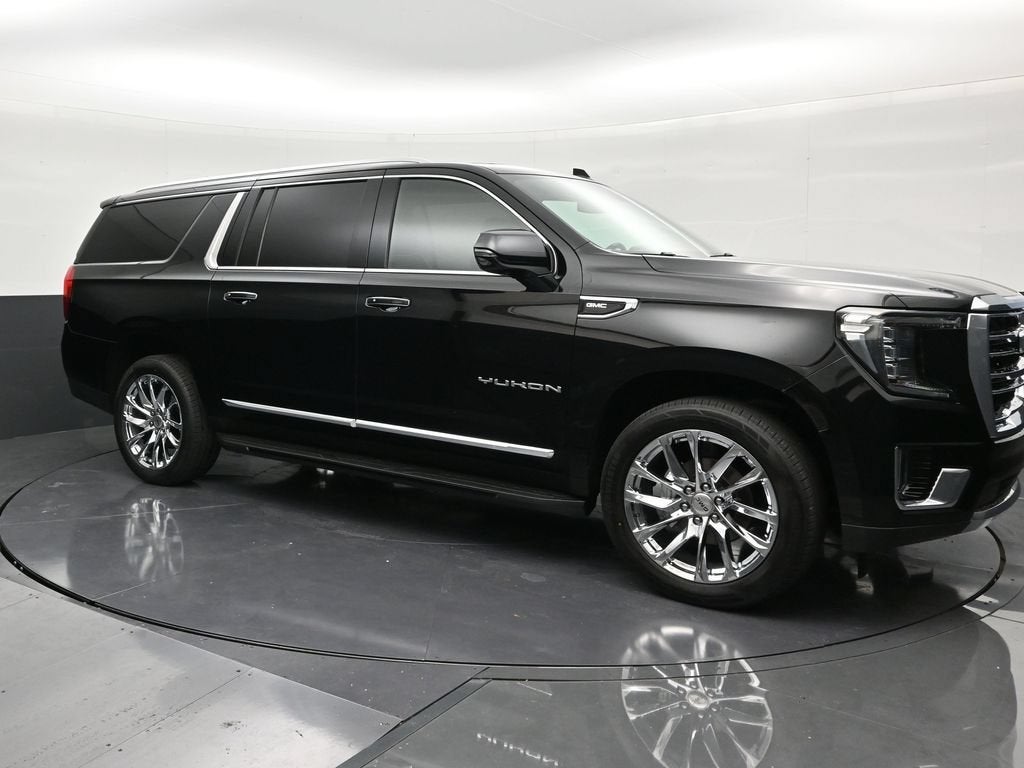 2022 GMC Yukon XL SLT