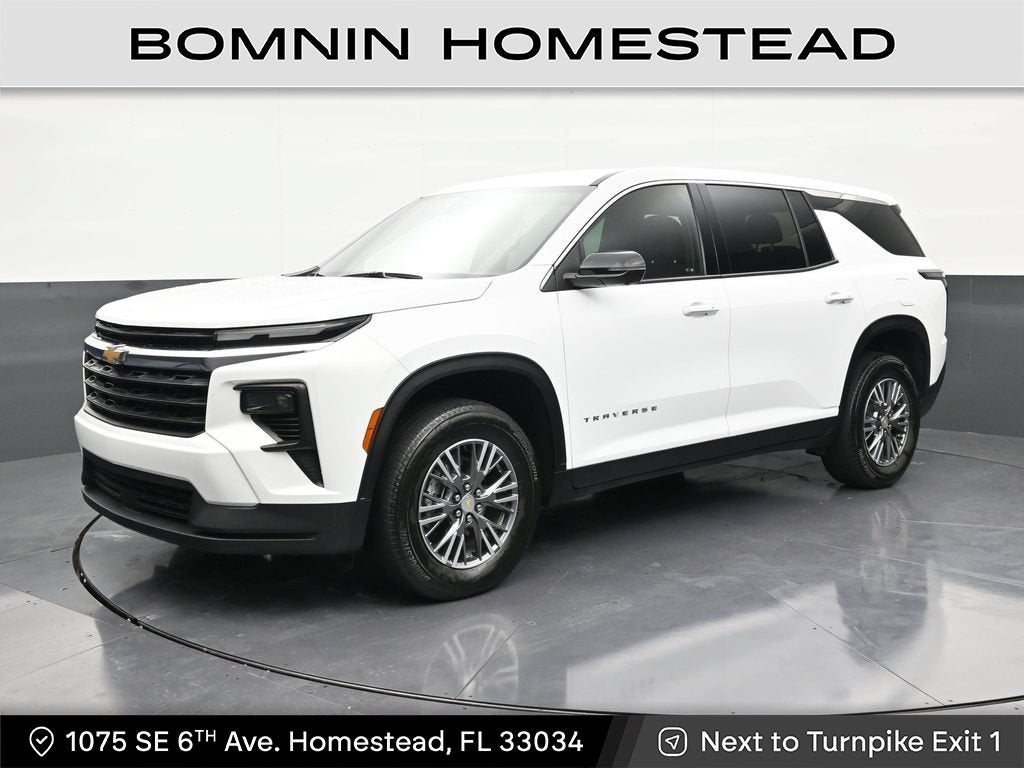 2024 Chevrolet Traverse LS