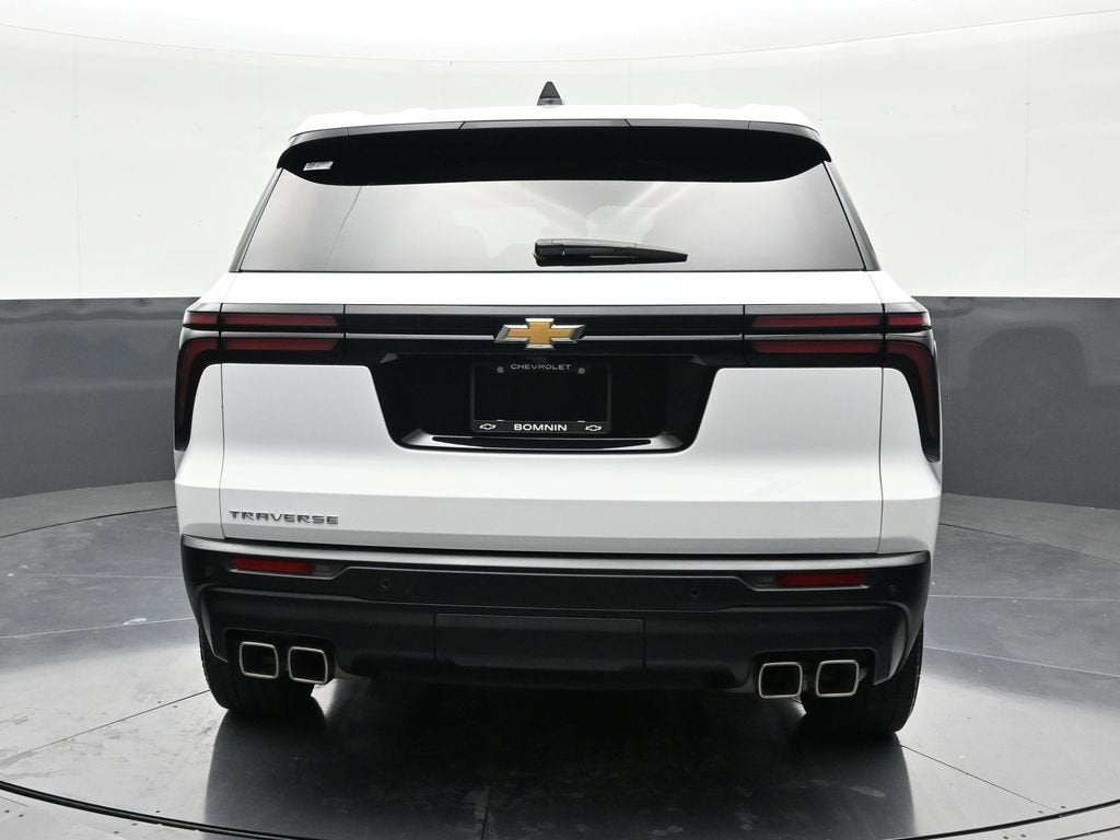 2024 Chevrolet Traverse LS
