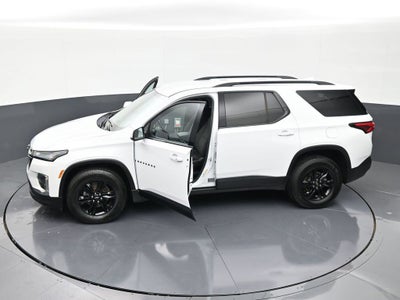 2022 Chevrolet Traverse LT Cloth