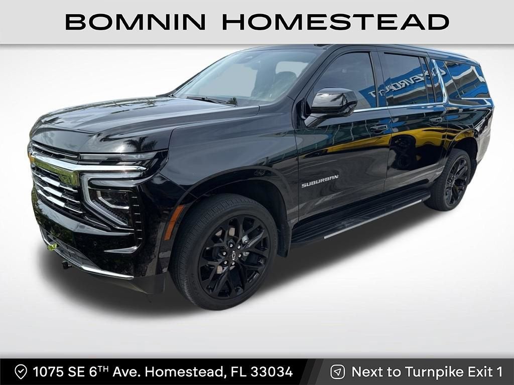 2025 Chevrolet Suburban LT 2WD's photo